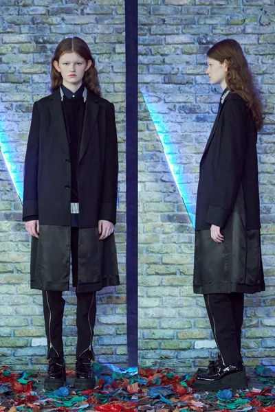 Look 38